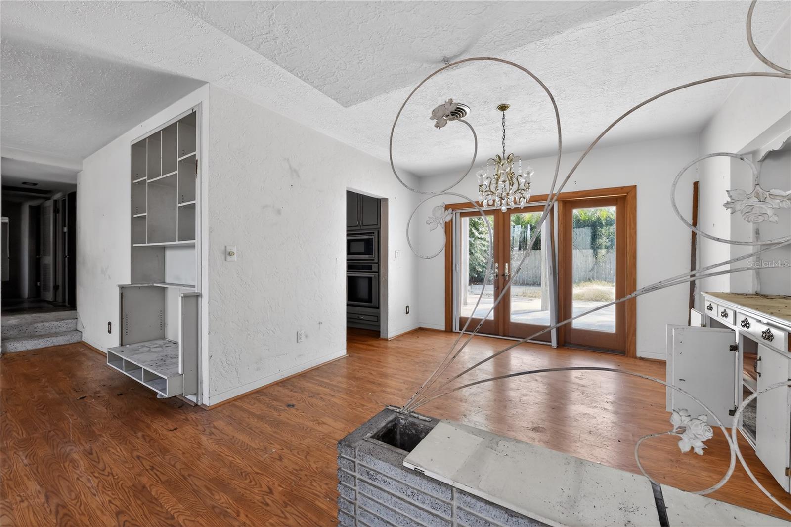 Image 13 of 49 For 6620 Gulfport Boulevard S