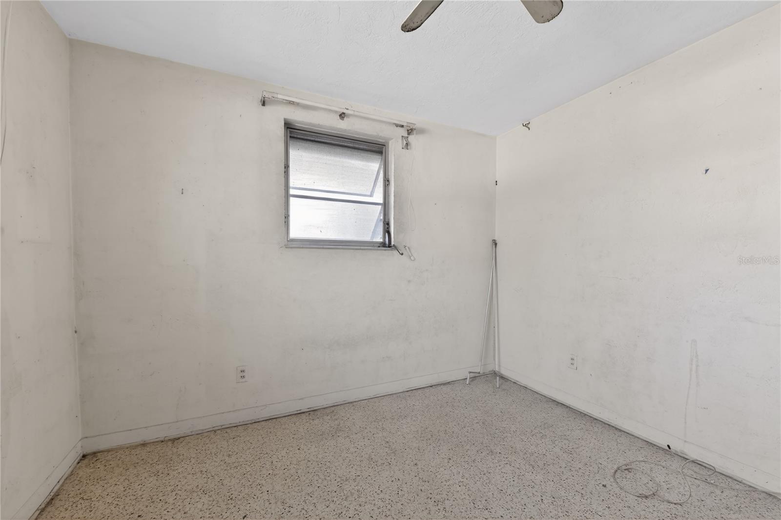 Image 18 of 49 For 6620 Gulfport Boulevard S