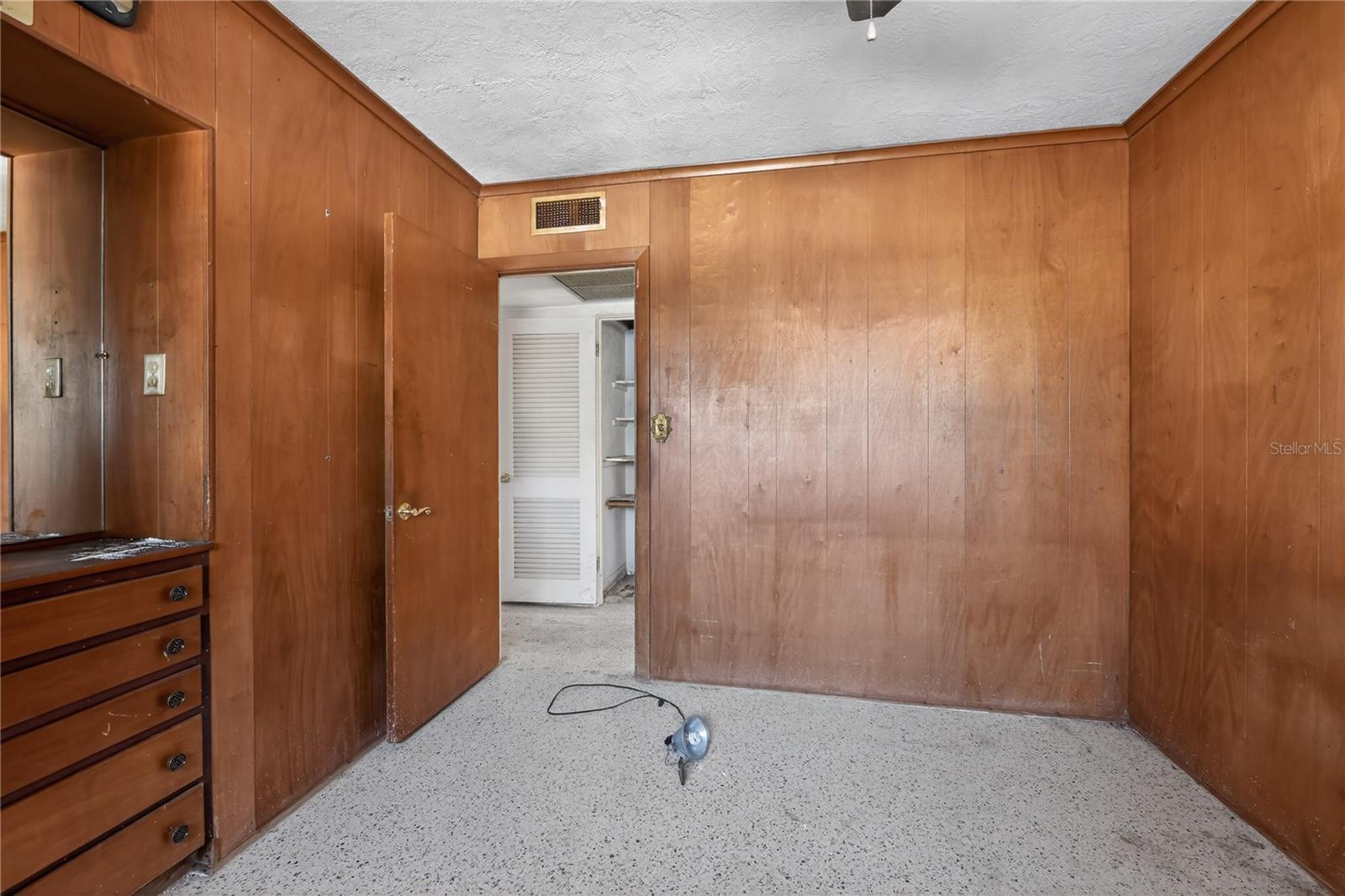 Image 26 of 49 For 6620 Gulfport Boulevard S