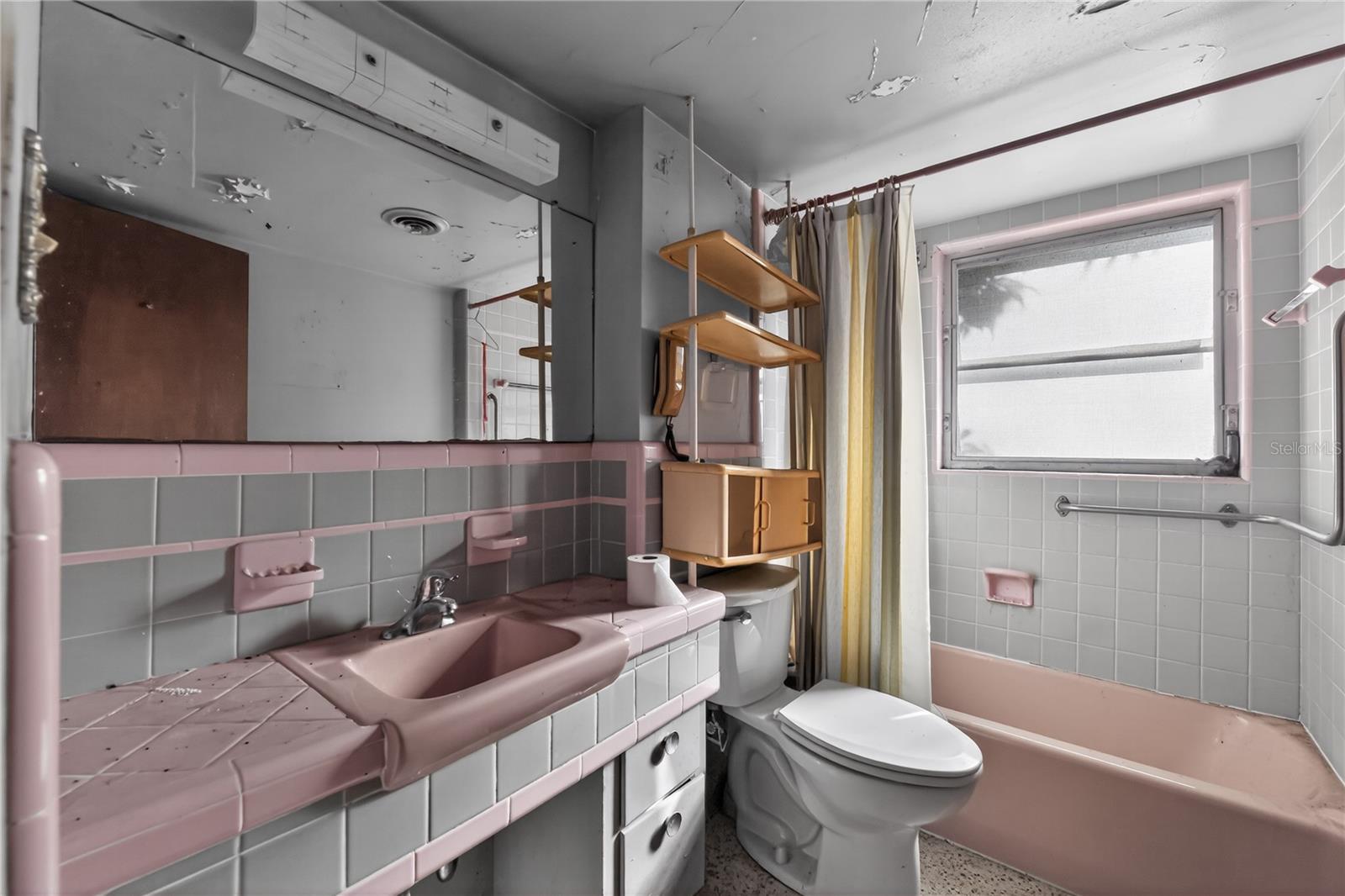 Image 9 of 49 For 6620 Gulfport Boulevard S