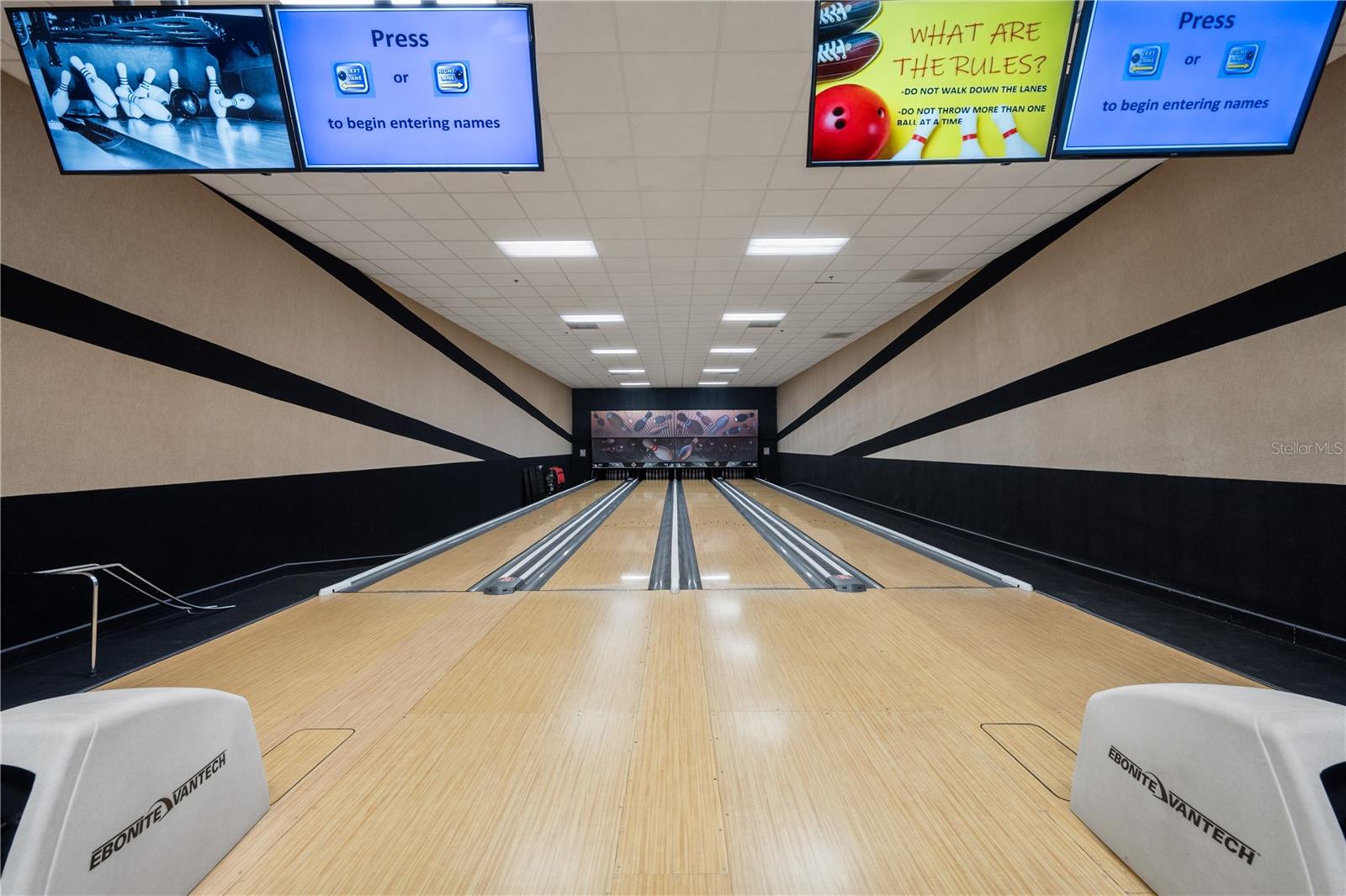 Image 35 of 52 For 4189 Stone Creek Loop