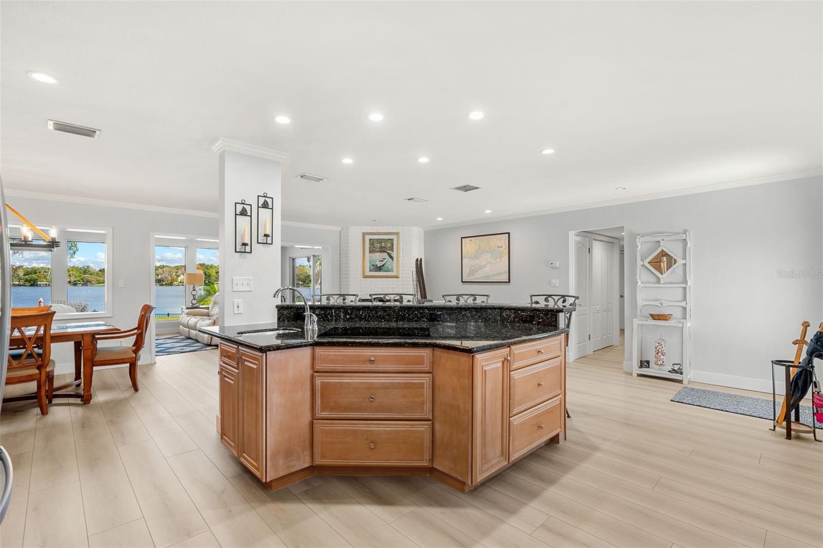 Image 10 of 41 For 185 Birchwood Drive