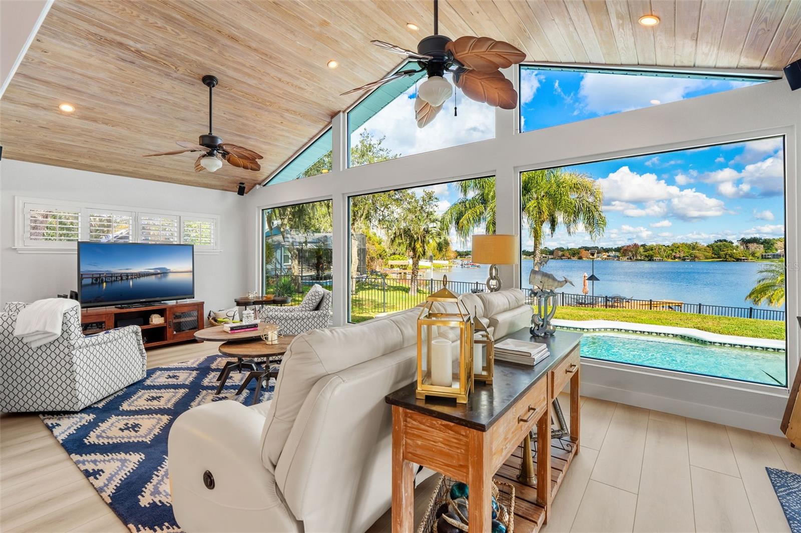 Image 18 of 41 For 185 Birchwood Drive