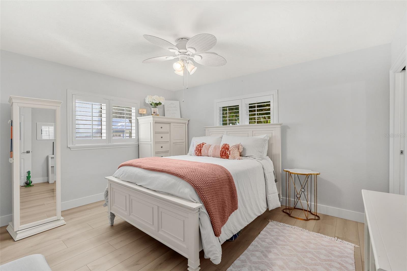 Image 22 of 41 For 185 Birchwood Drive