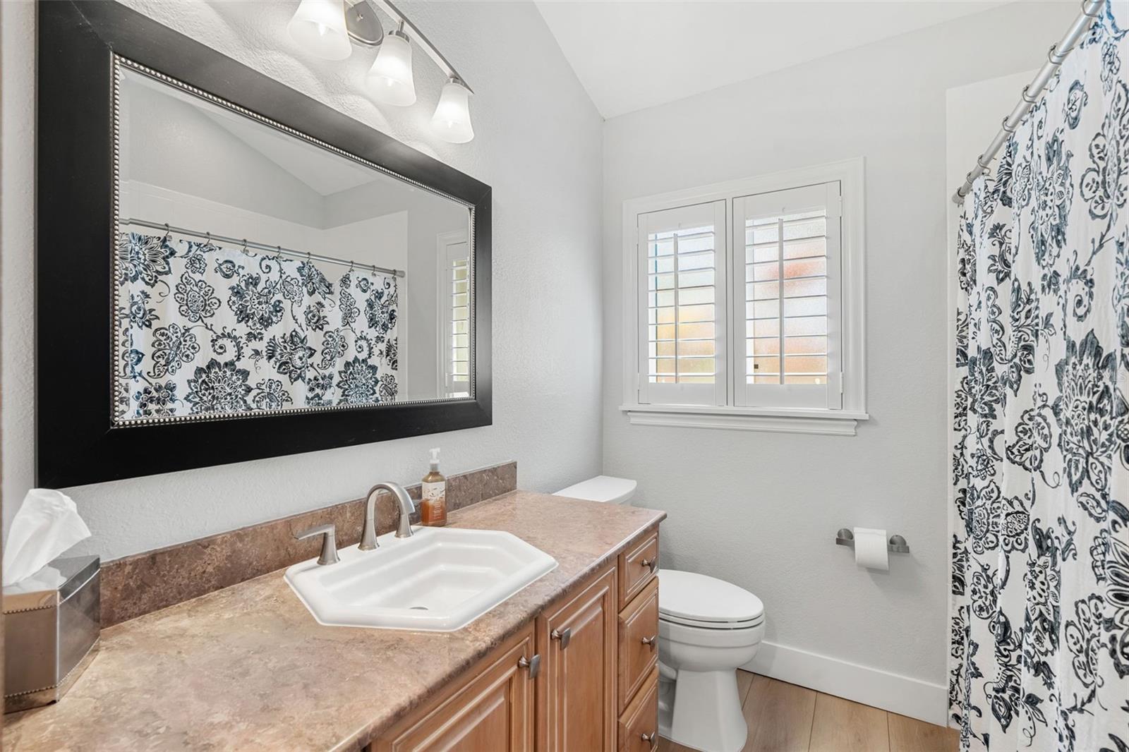 Image 25 of 41 For 185 Birchwood Drive