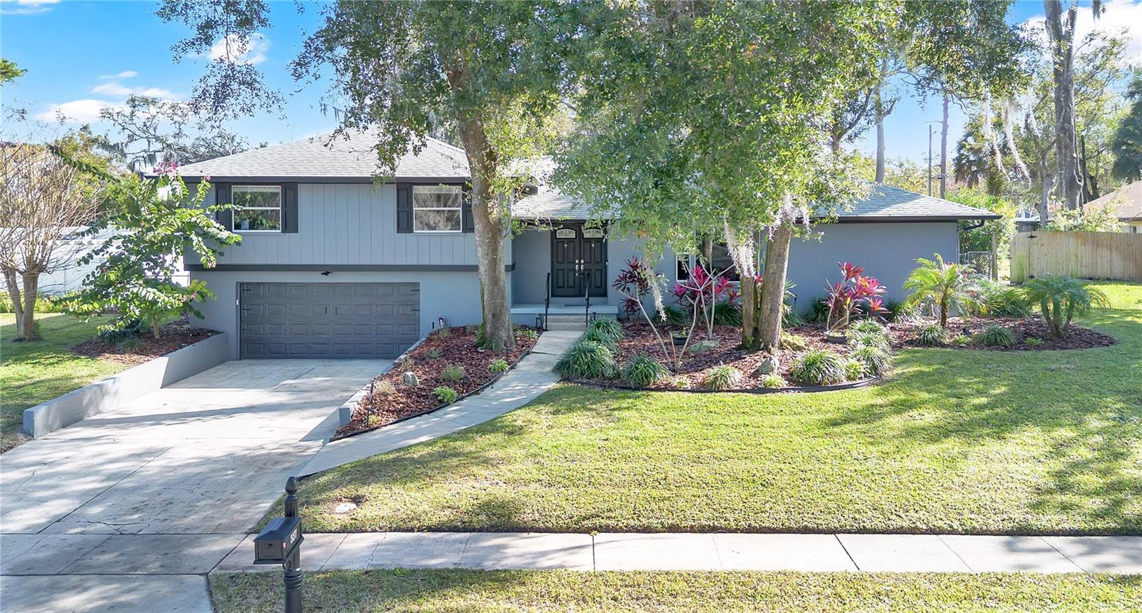 Image 31 of 35 For 557 Karen Avenue