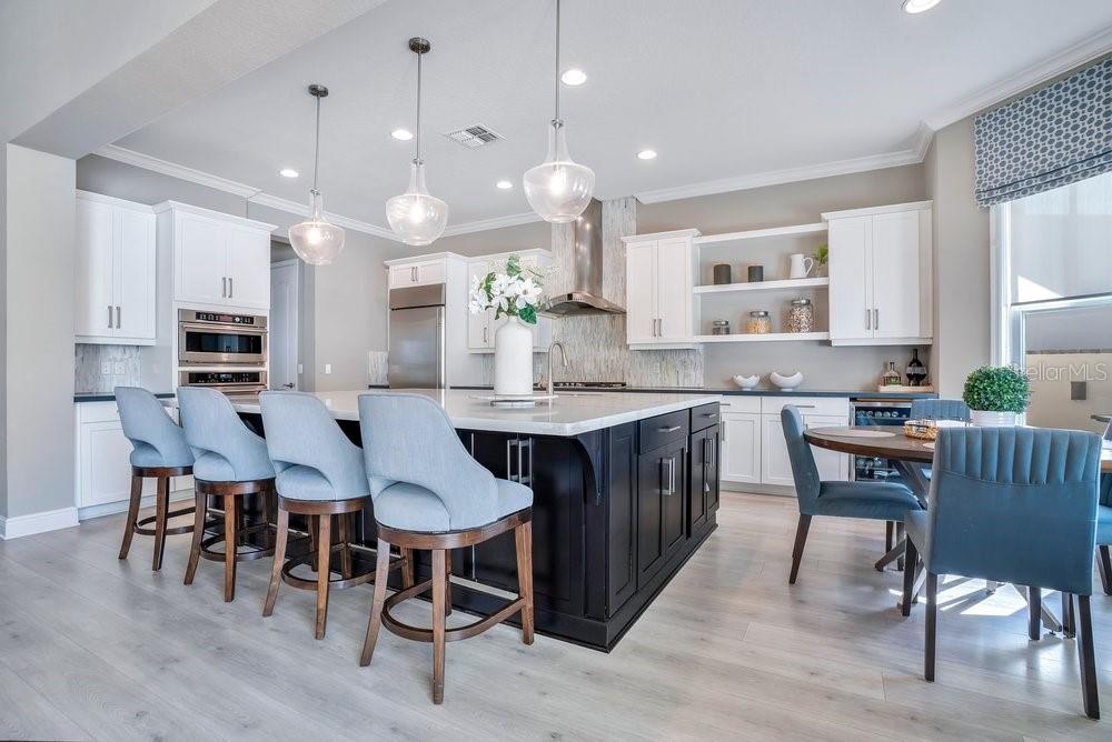 Image 17 of 79 For 8670 Hata Street