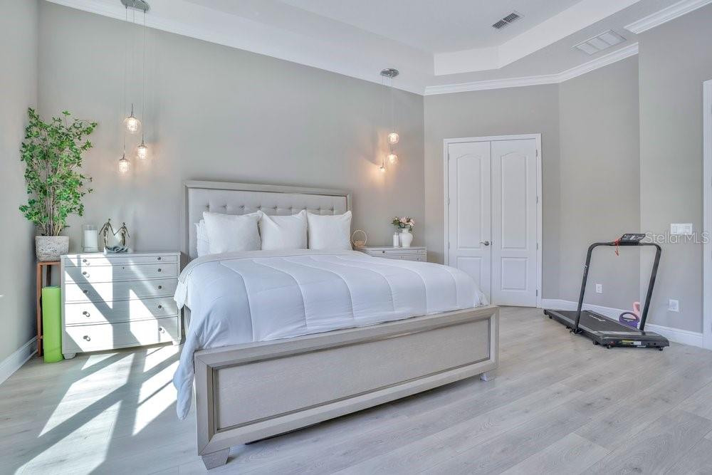 Image 26 of 79 For 8670 Hata Street