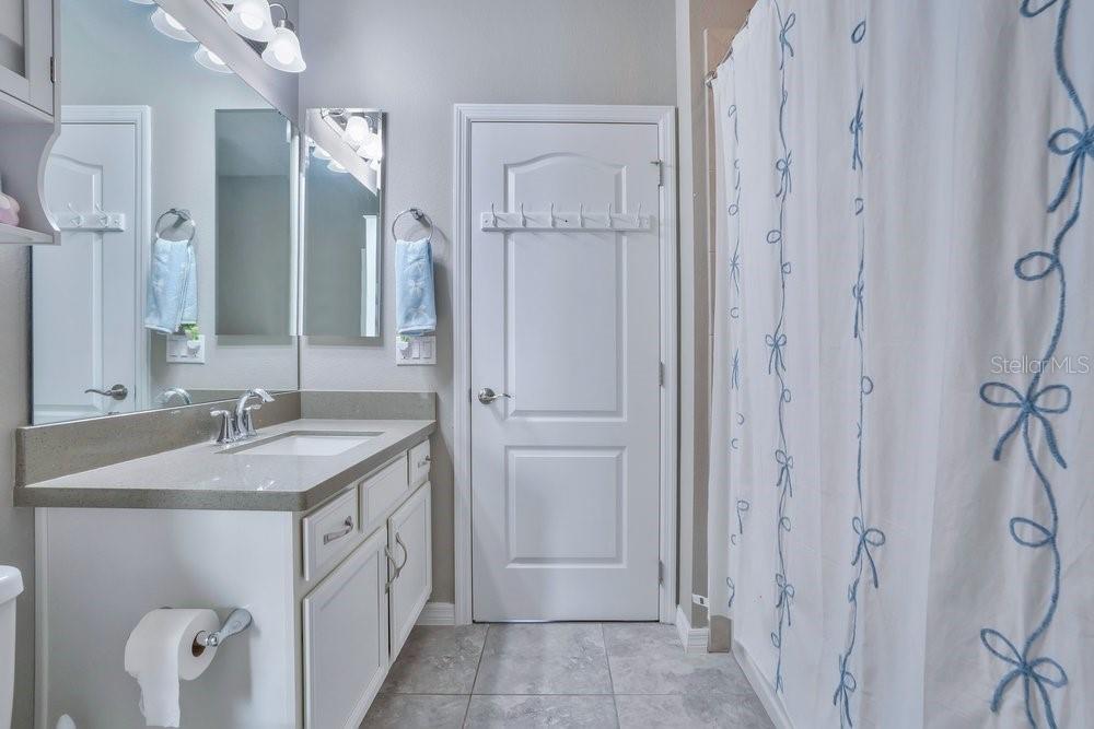 Image 38 of 79 For 8670 Hata Street