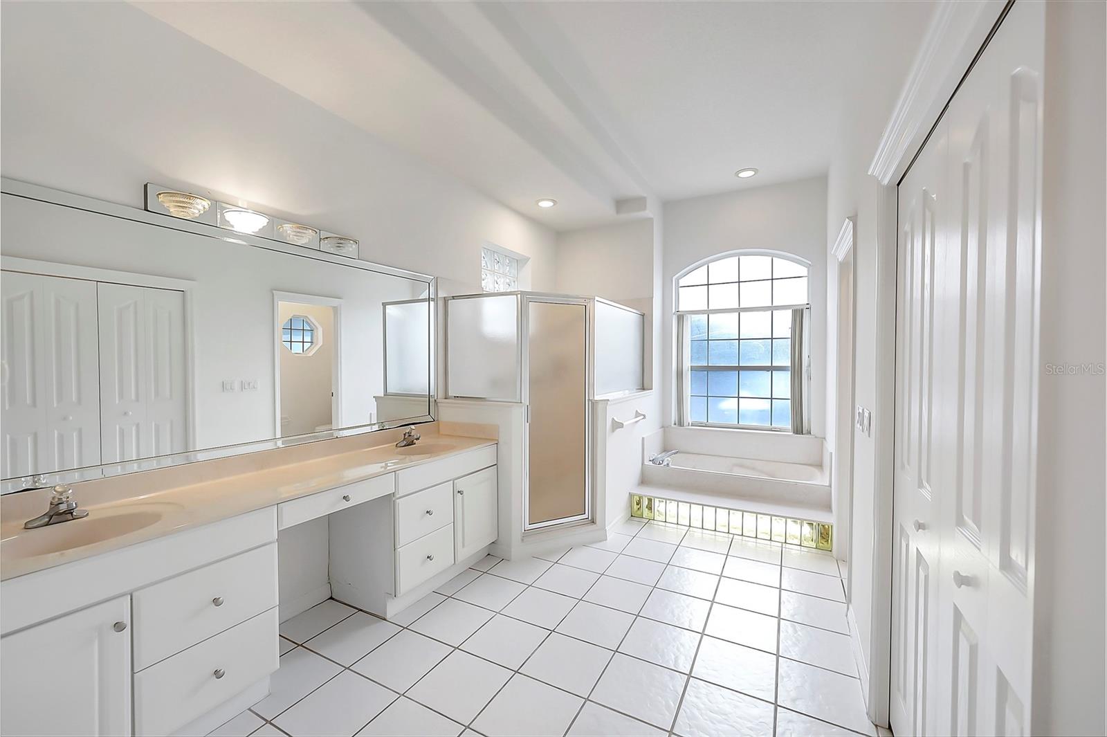 Image 15 of 39 For 31 Freeman Lane