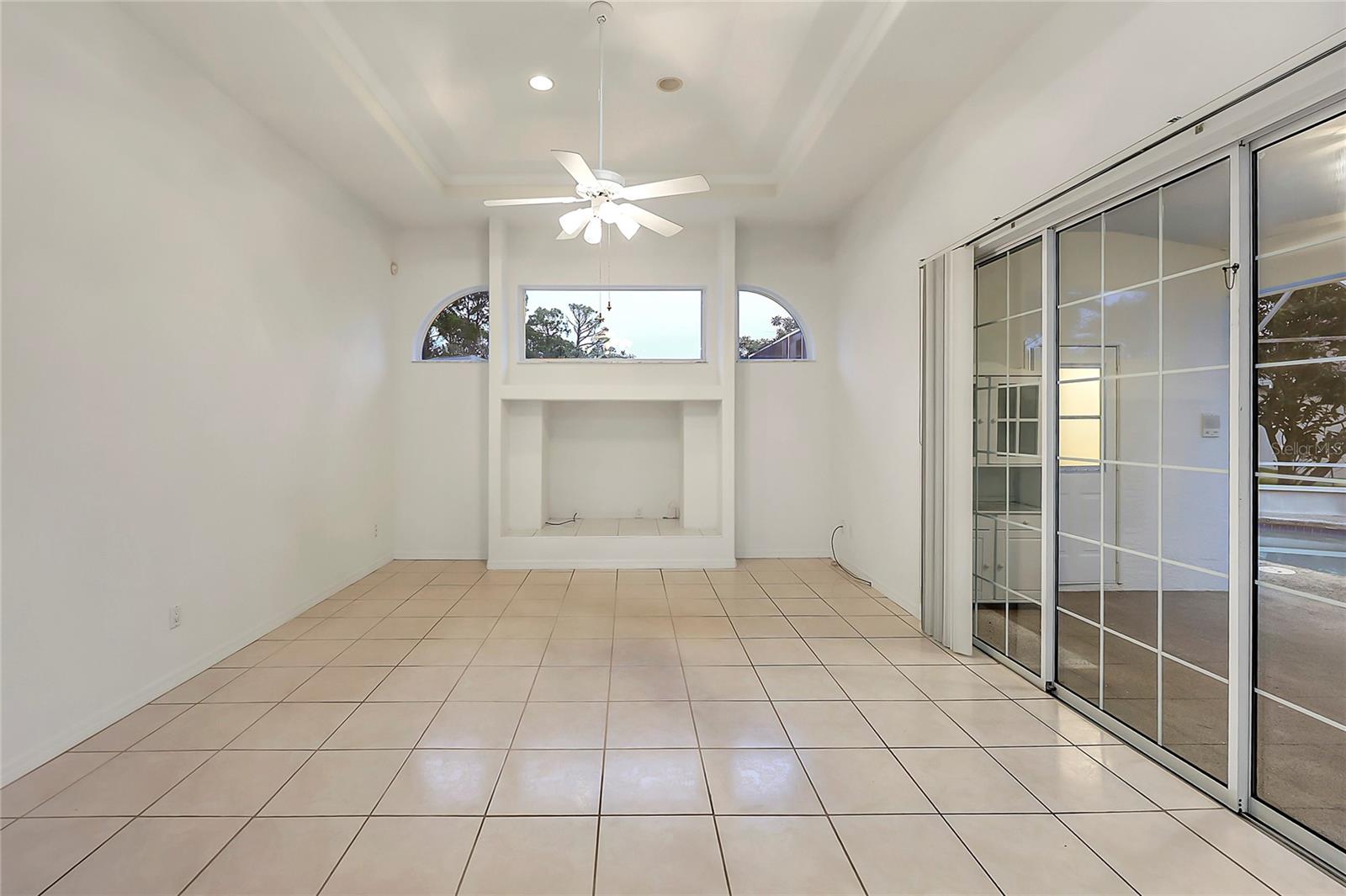 Image 24 of 39 For 31 Freeman Lane