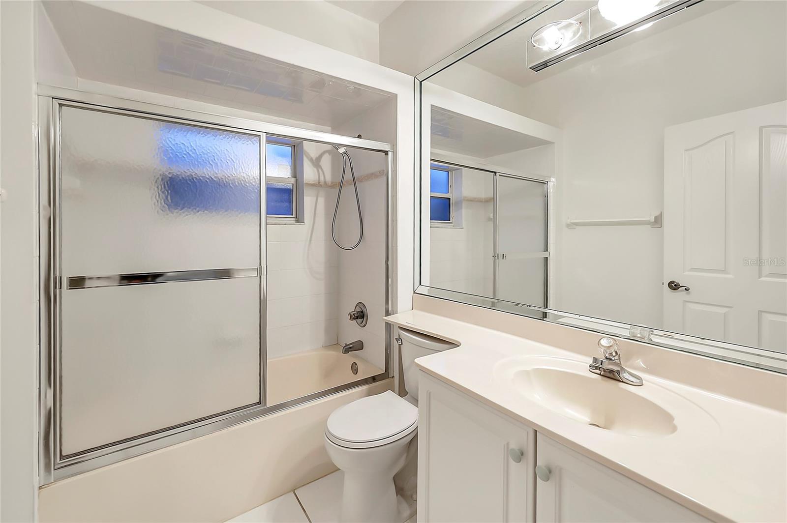 Image 27 of 39 For 31 Freeman Lane