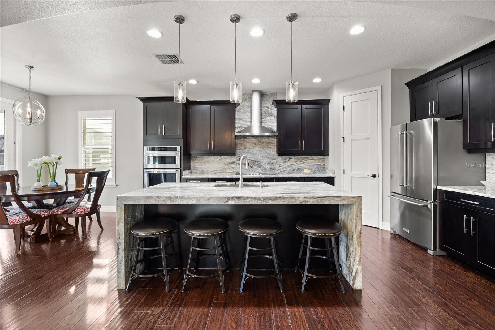 Image 12 of 66 For 3711 Vinsetta Court