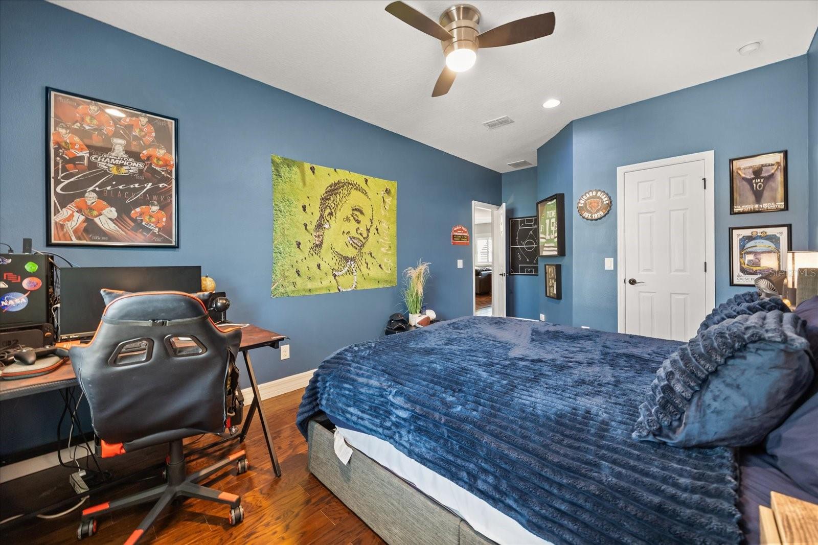 Image 33 of 66 For 3711 Vinsetta Court