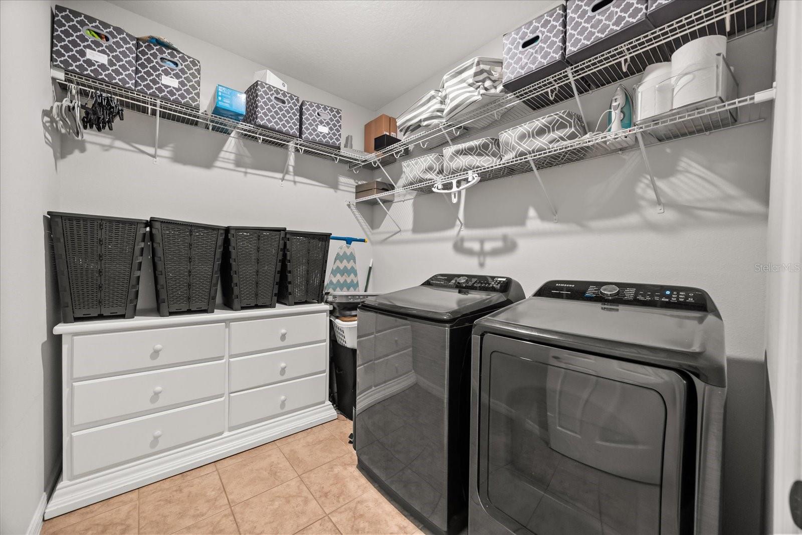 Image 41 of 66 For 3711 Vinsetta Court