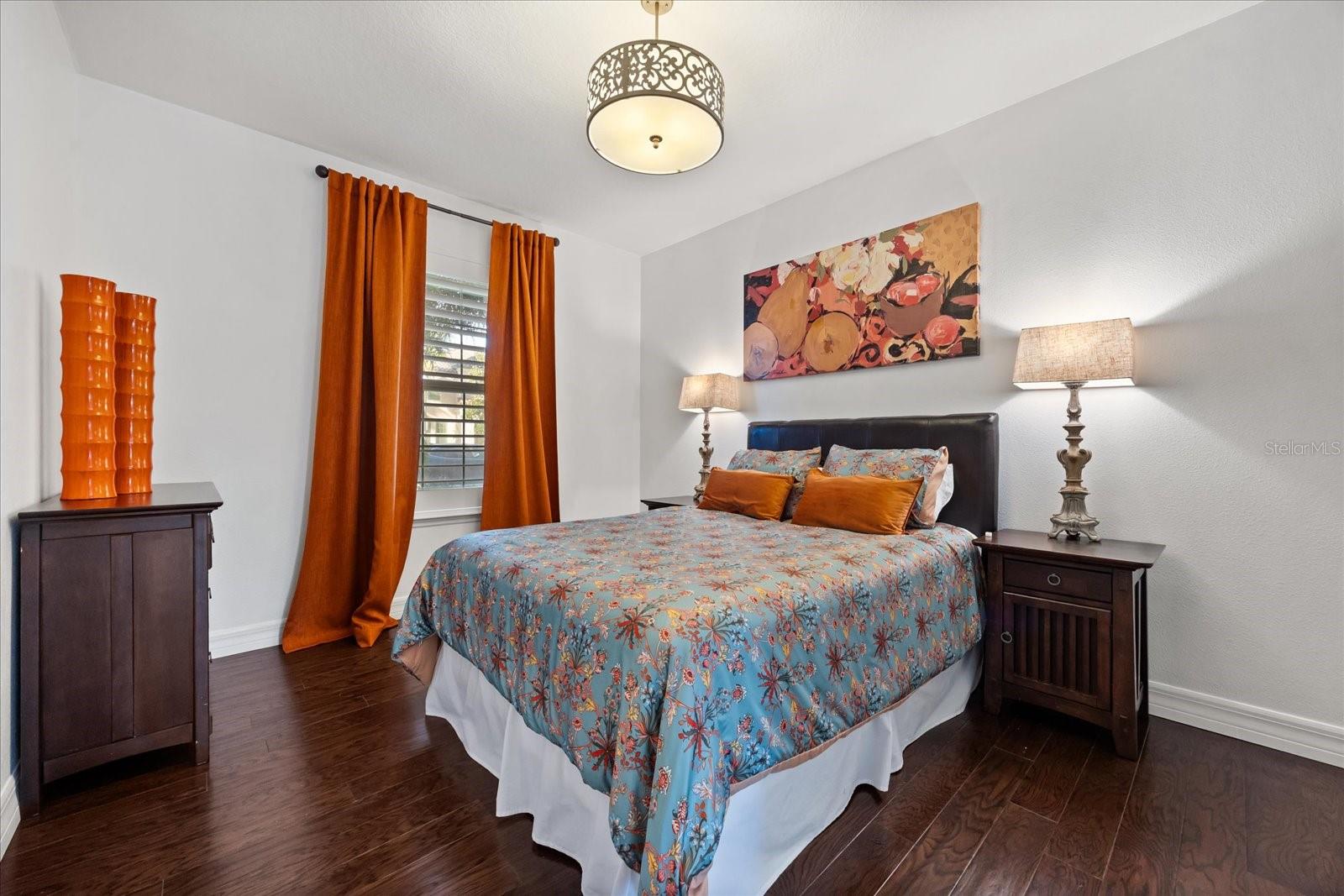 Image 43 of 66 For 3711 Vinsetta Court