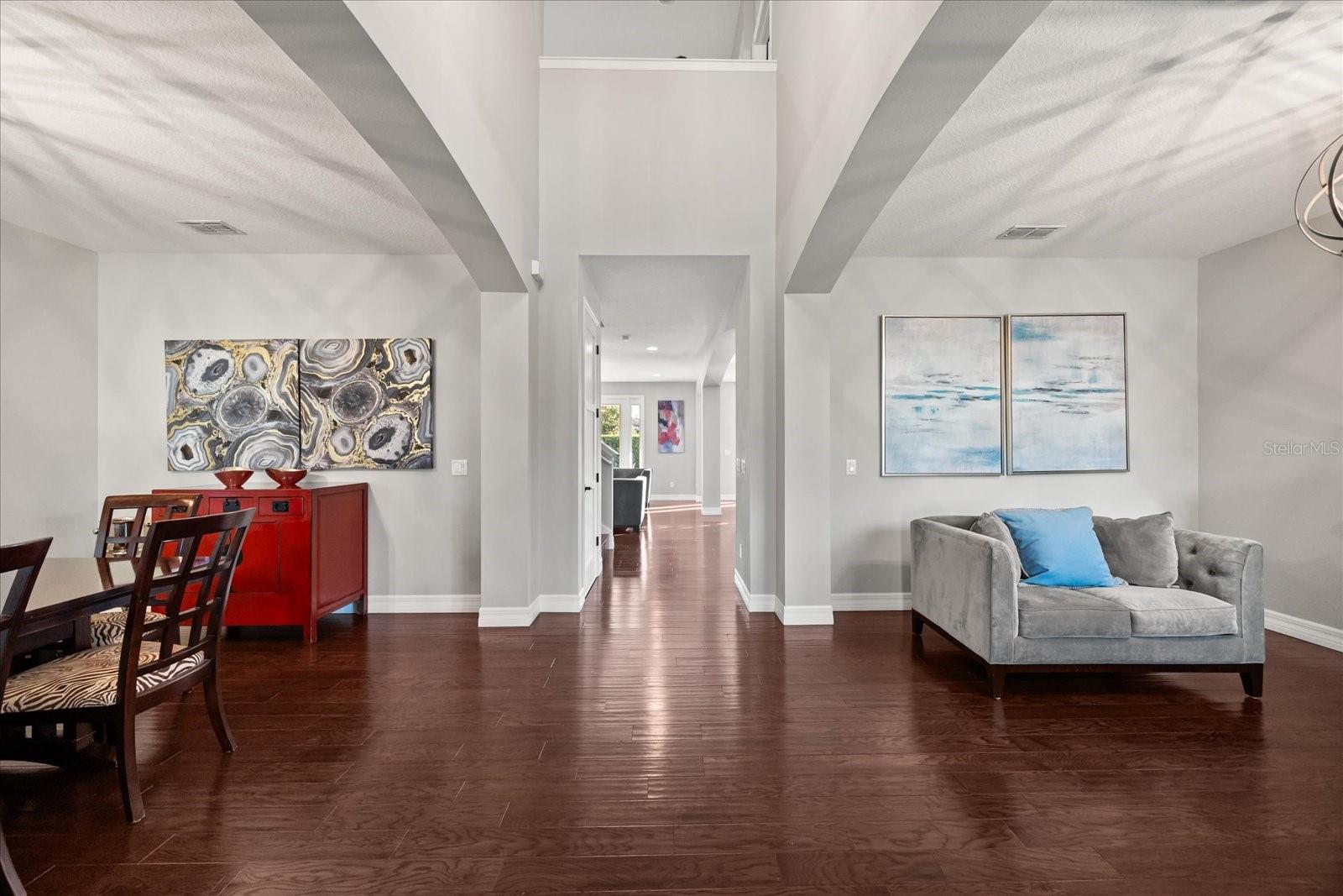 Image 6 of 66 For 3711 Vinsetta Court