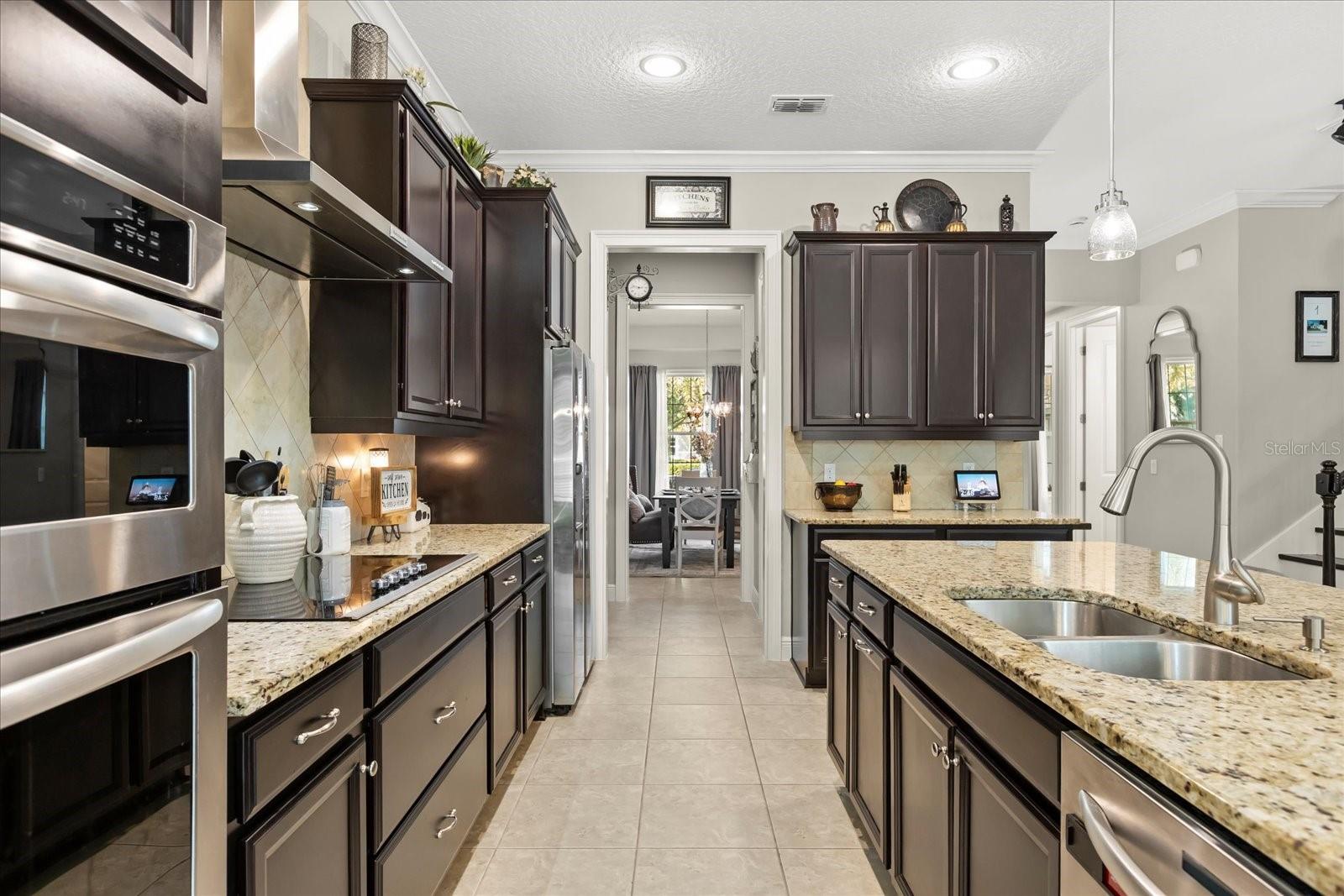 Image 16 of 74 For 11658 Hampstead Street