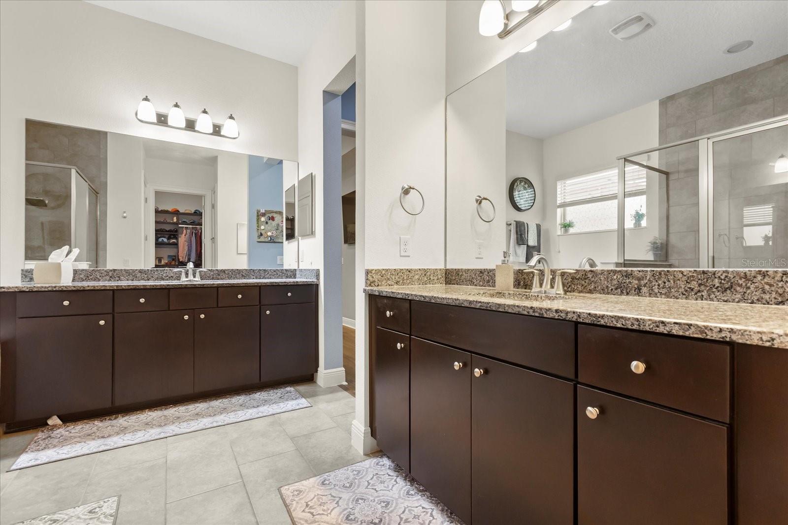 Image 26 of 74 For 11658 Hampstead Street