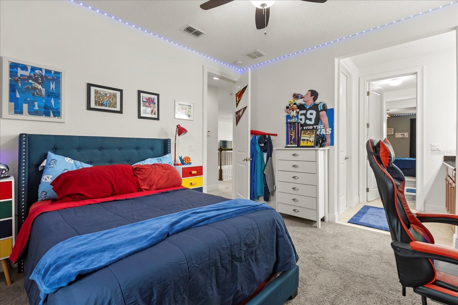 Image 35 of 74 For 11658 Hampstead Street