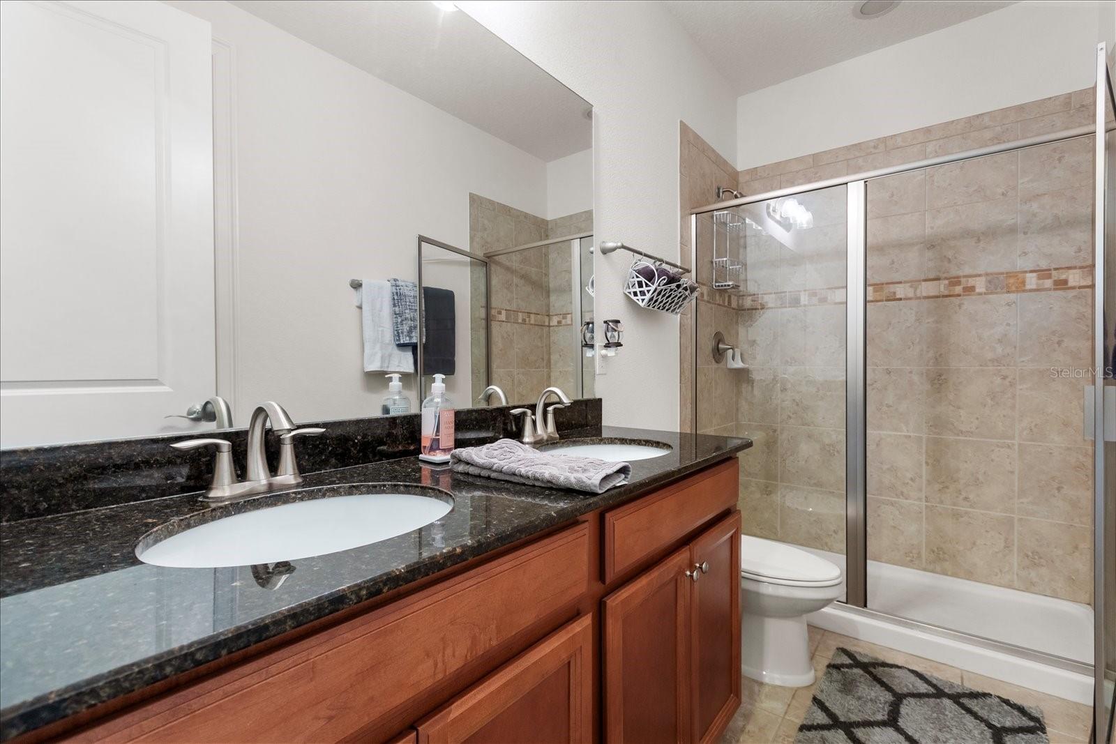 Image 47 of 74 For 11658 Hampstead Street