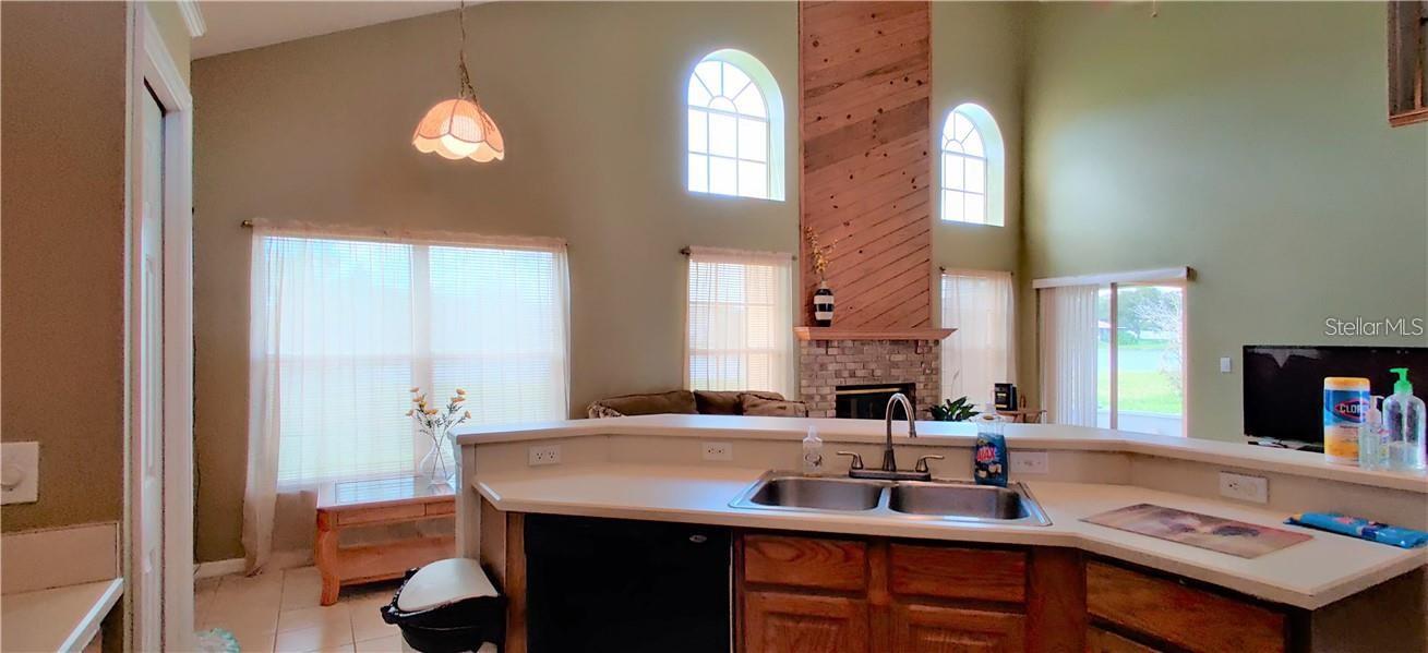 Image 6 of 37 For 354 Lexingdale