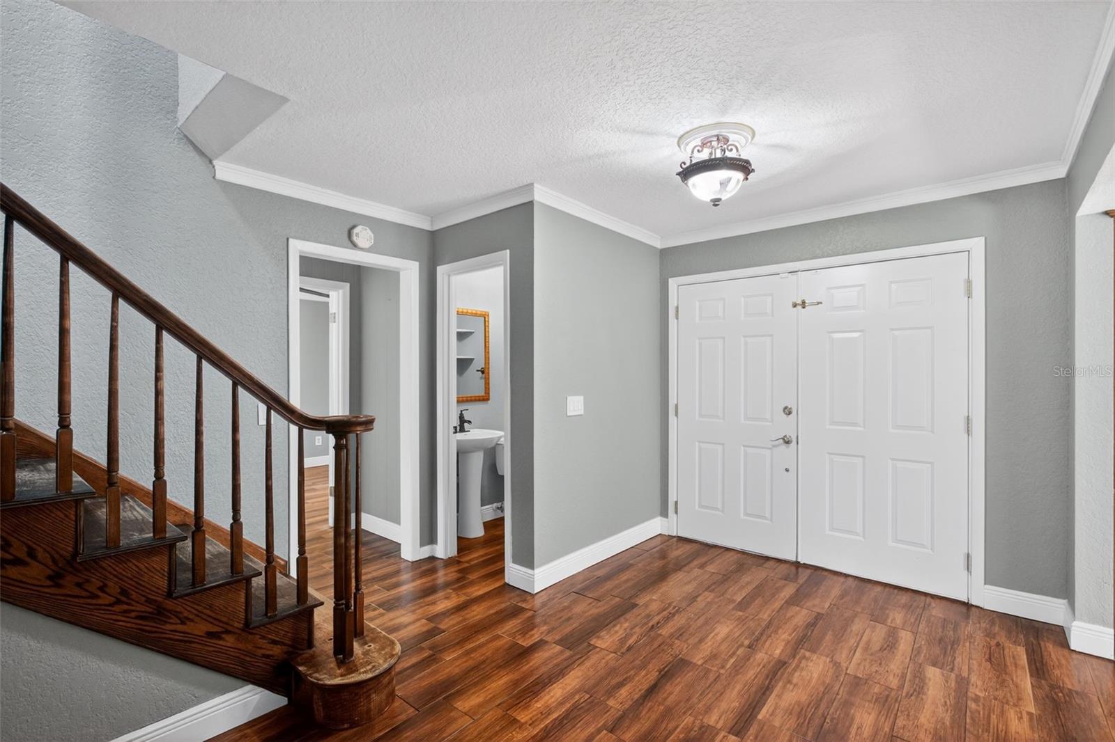 Image 13 of 42 For 901 Sunset Avenue