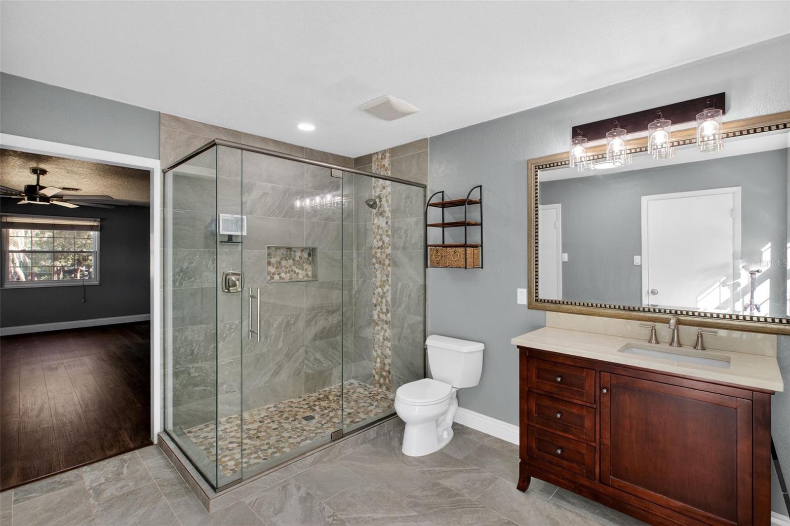 Image 36 of 42 For 901 Sunset Avenue