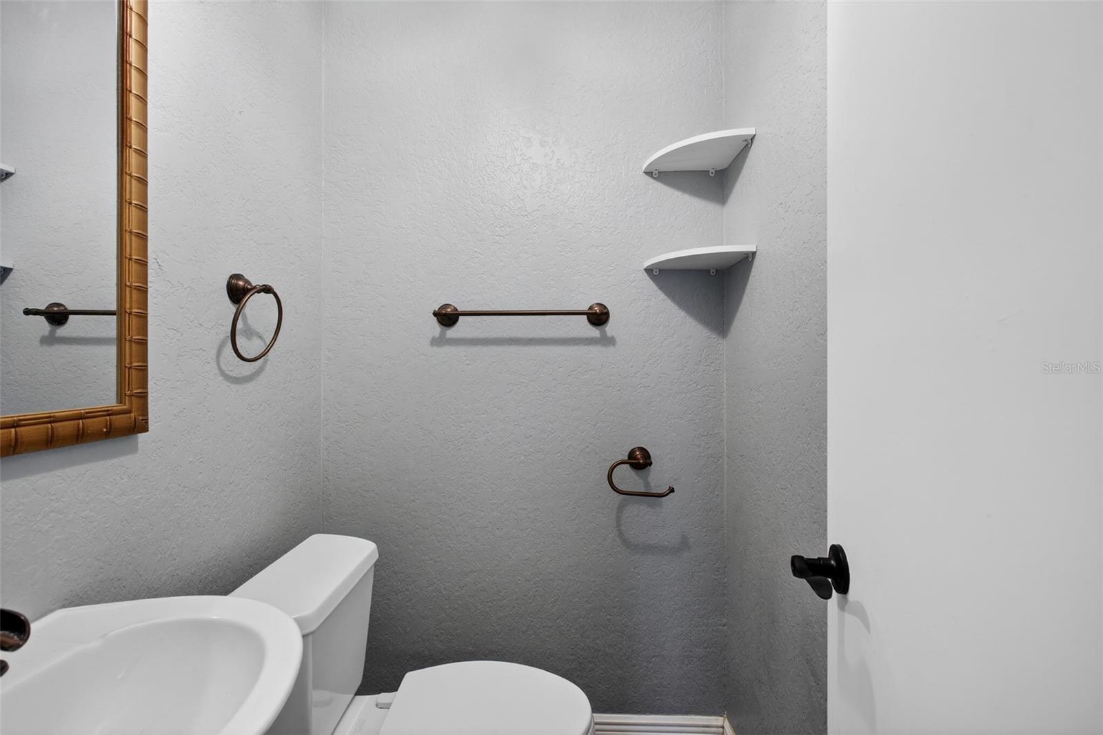 Image 39 of 42 For 901 Sunset Avenue