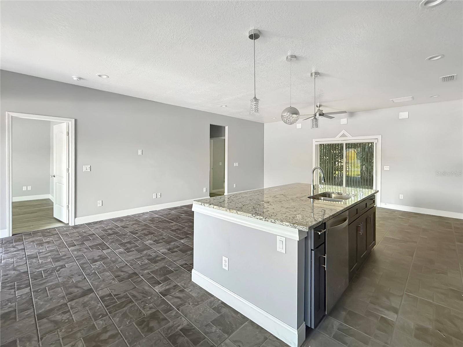 Image 5 of 19 For 141 Scott Drive