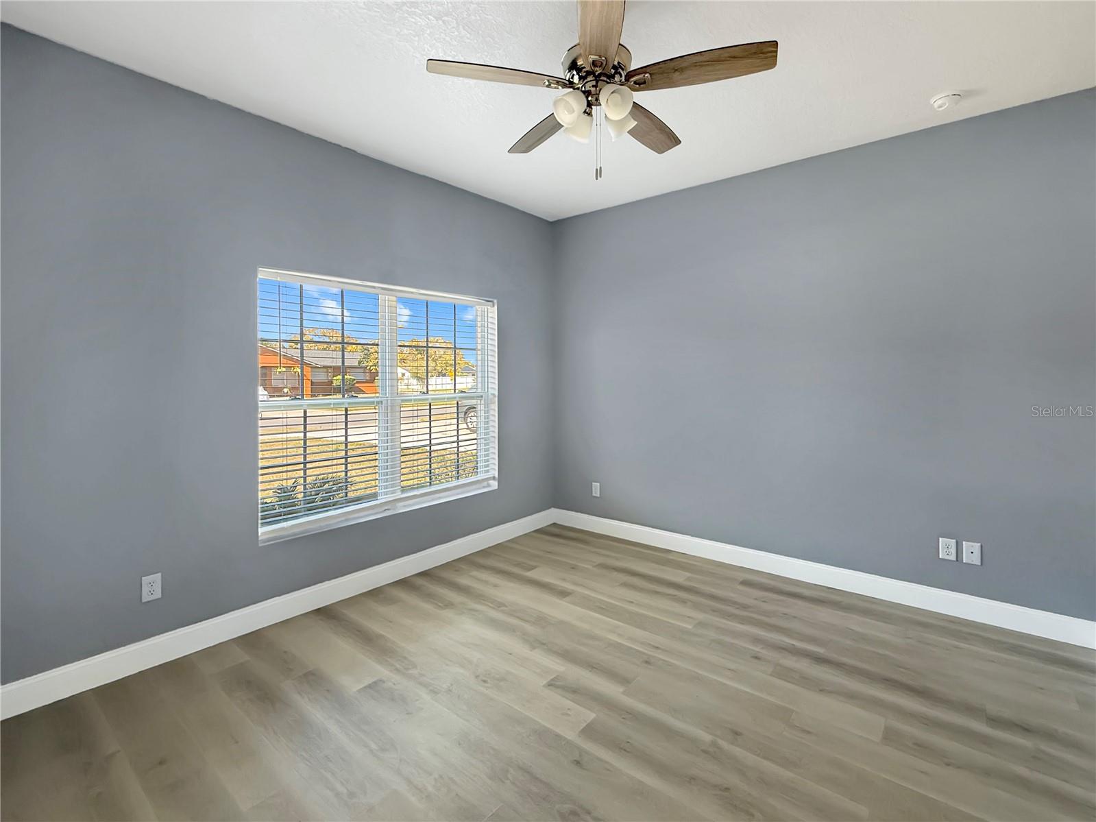 Image 9 of 19 For 141 Scott Drive