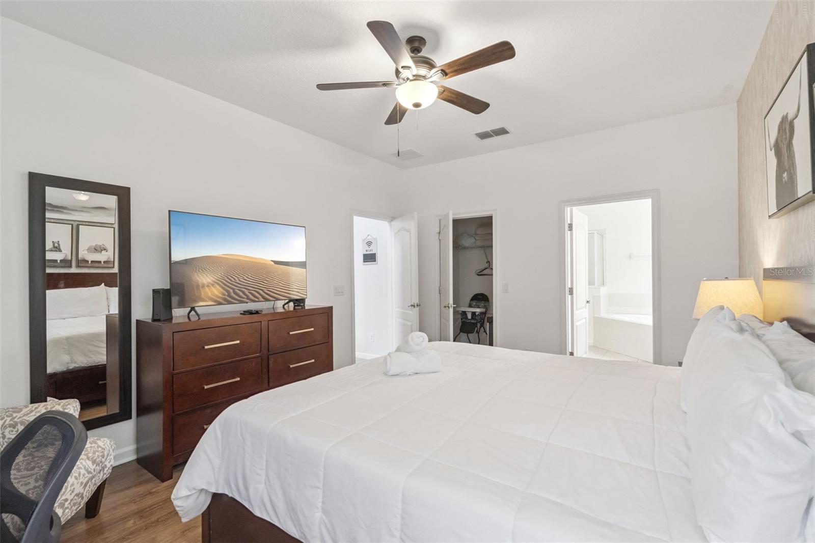 Image 15 of 63 For 4356 Acorn Court