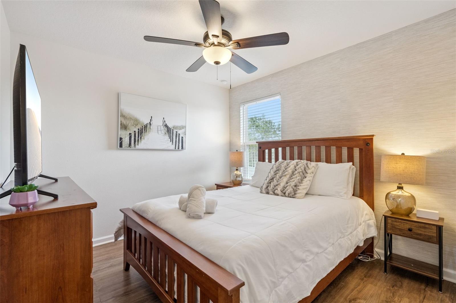 Image 25 of 63 For 4356 Acorn Court