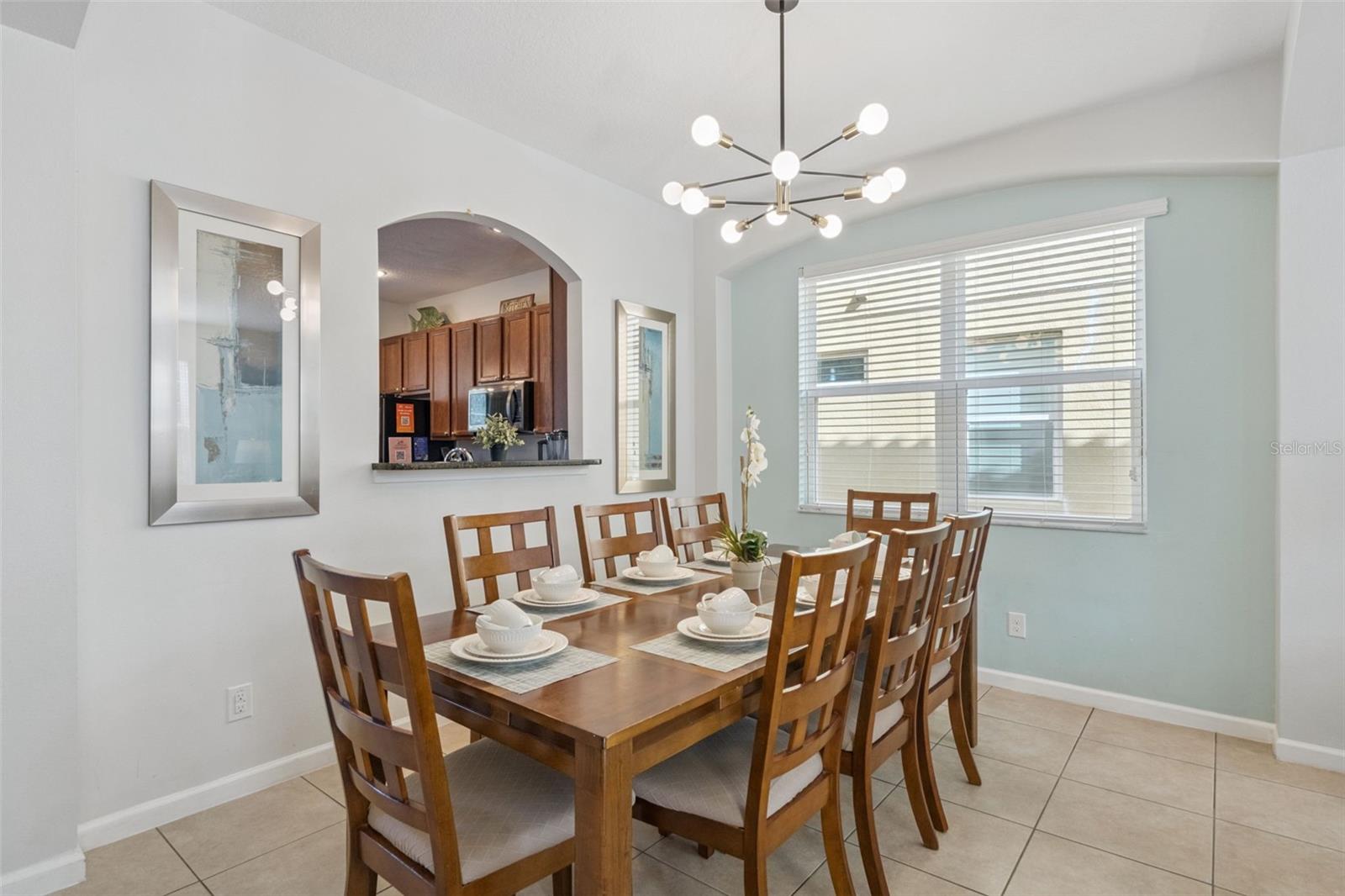 Image 5 of 63 For 4356 Acorn Court