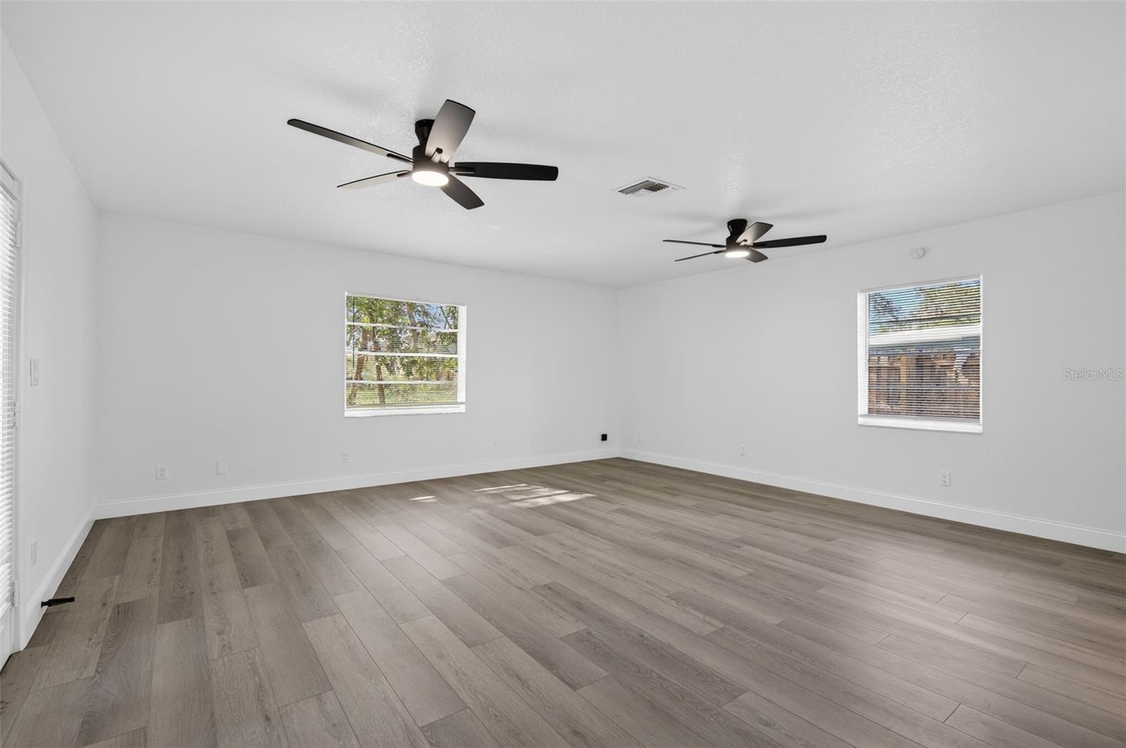 Image 15 of 26 For 5319 Martin Lane