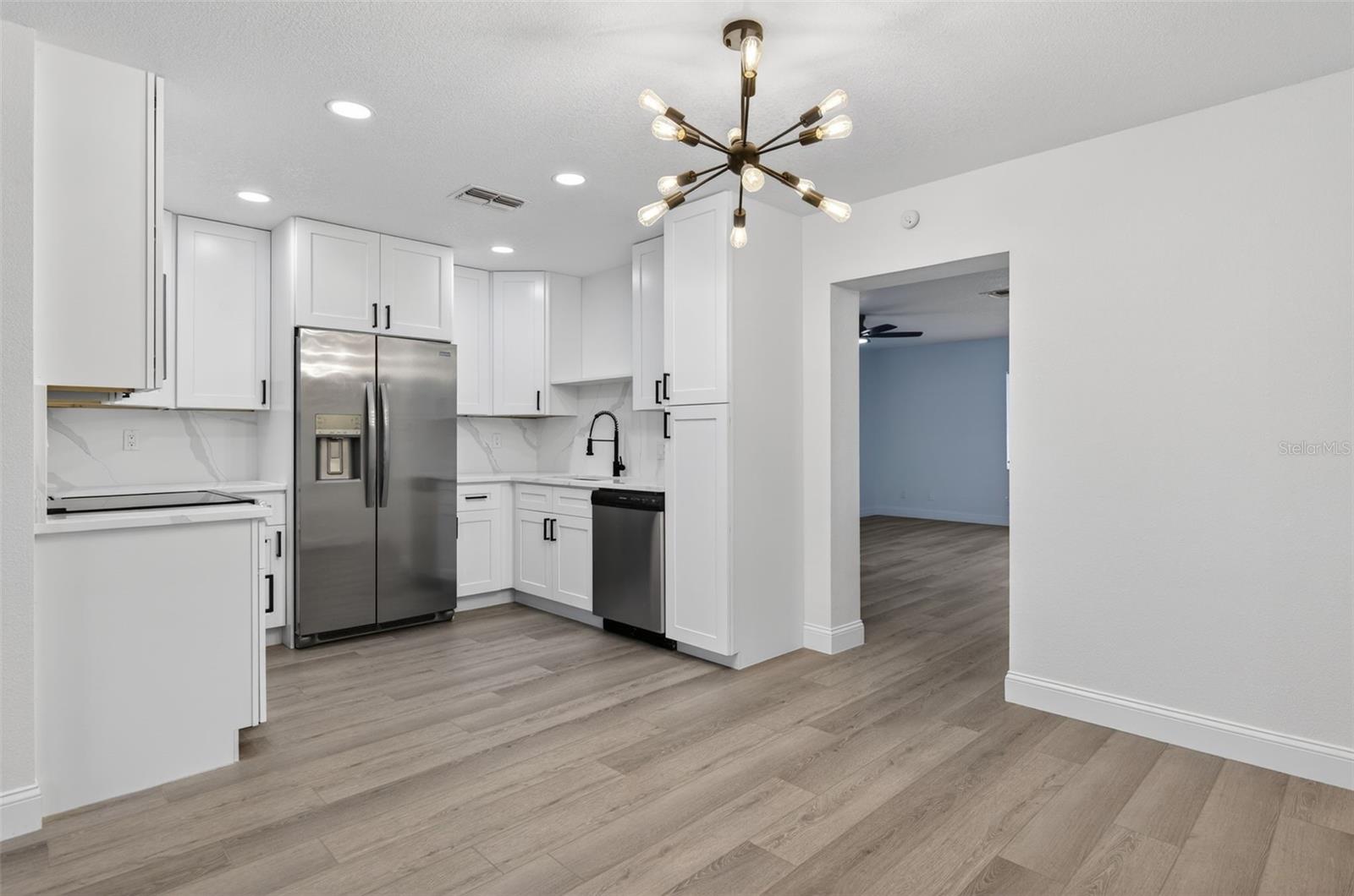 Image 7 of 26 For 5319 Martin Lane