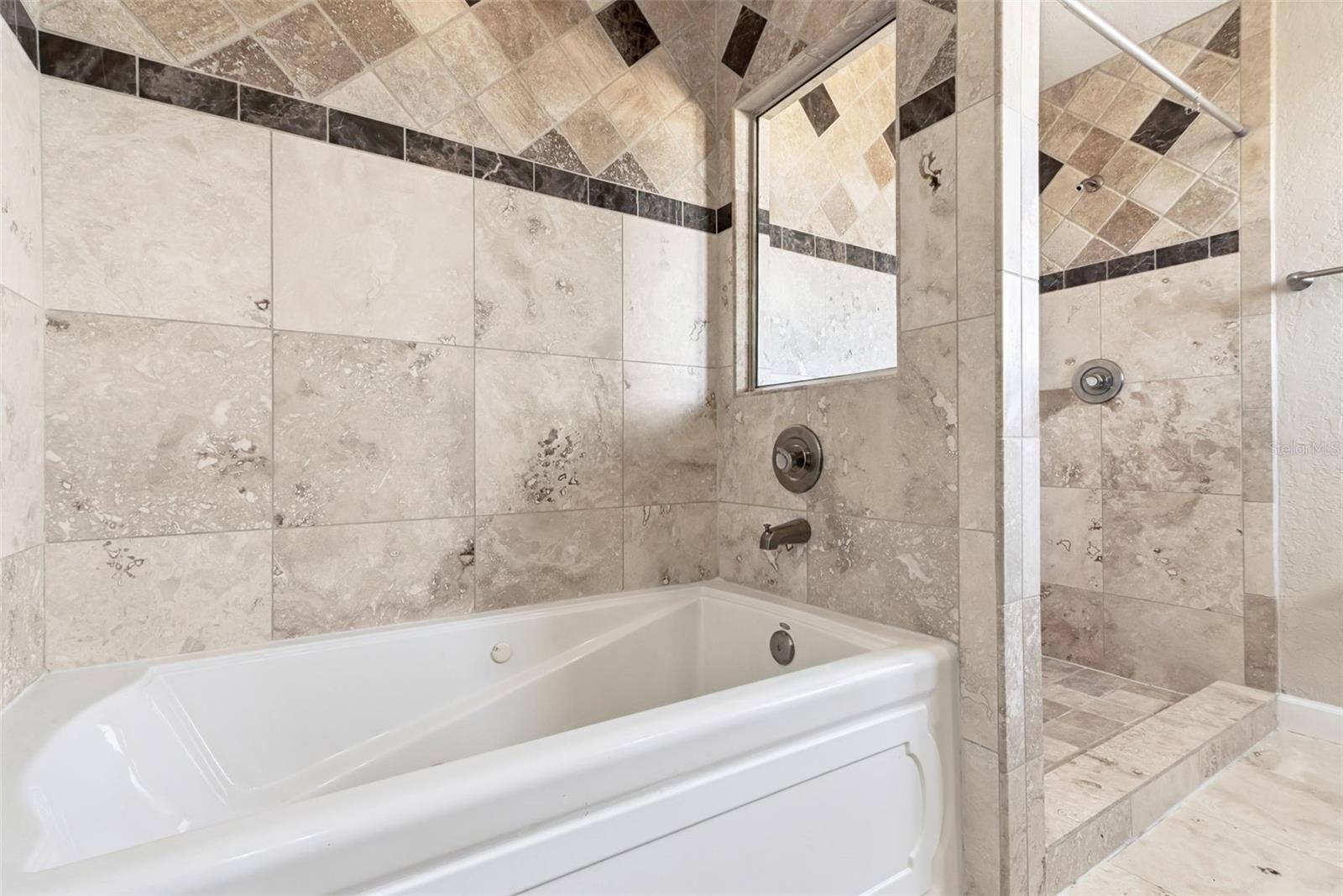 Image 27 of 42 For 5439 Red Bone Lane