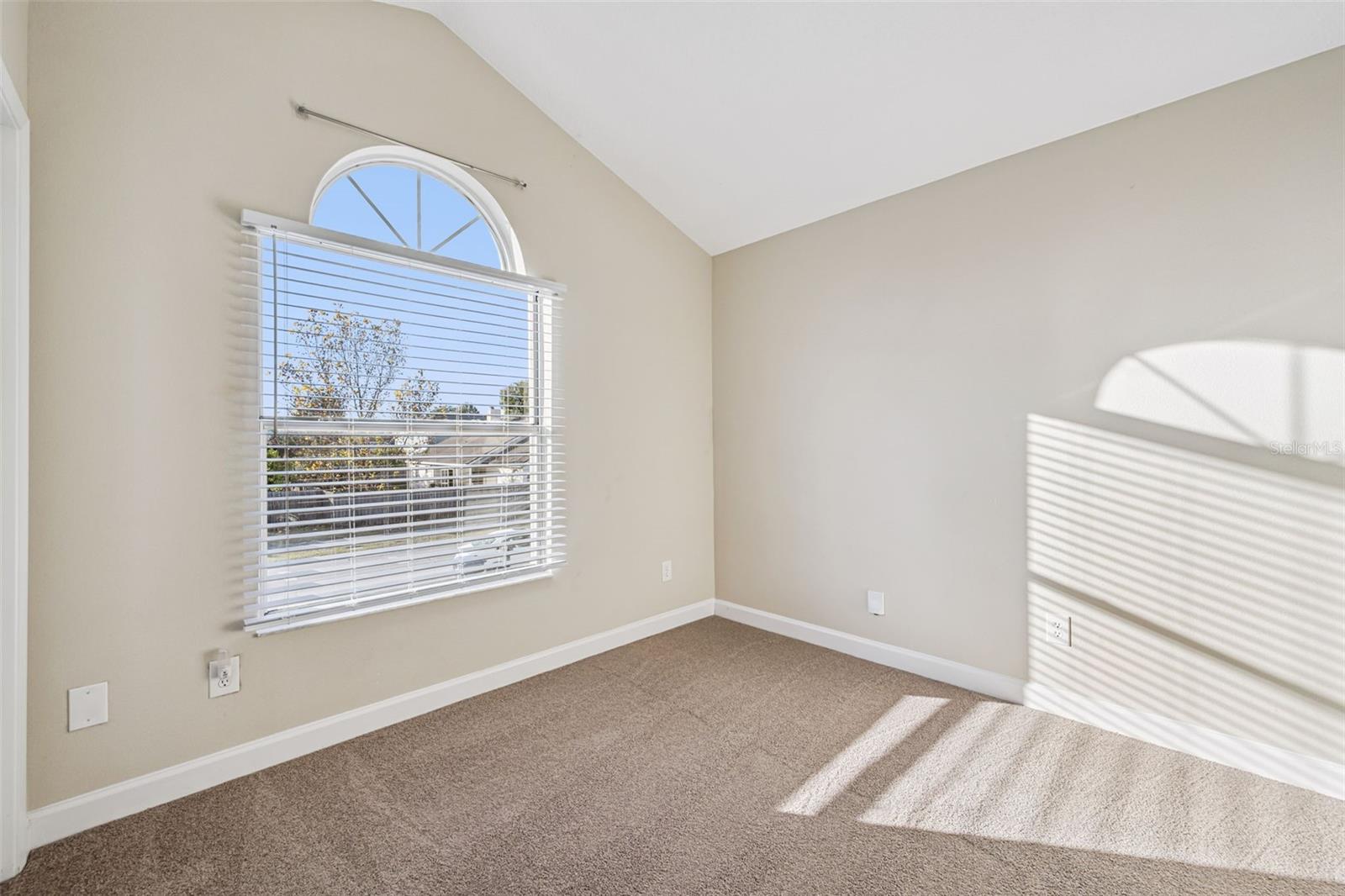 Image 32 of 42 For 5439 Red Bone Lane