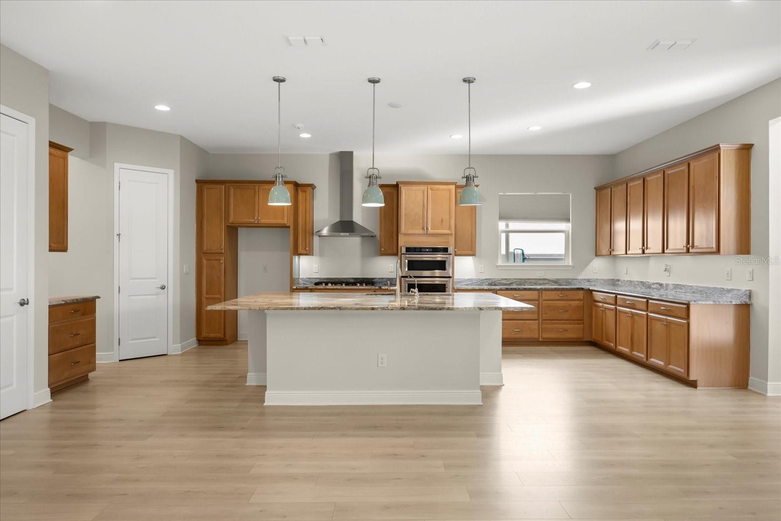 Image 3 of 42 For 16377 Orange Seed Lane