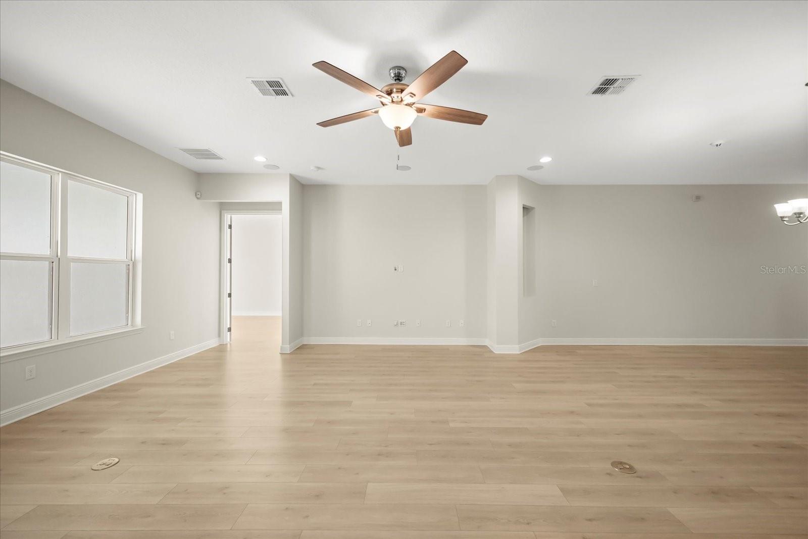 Image 5 of 42 For 16377 Orange Seed Lane