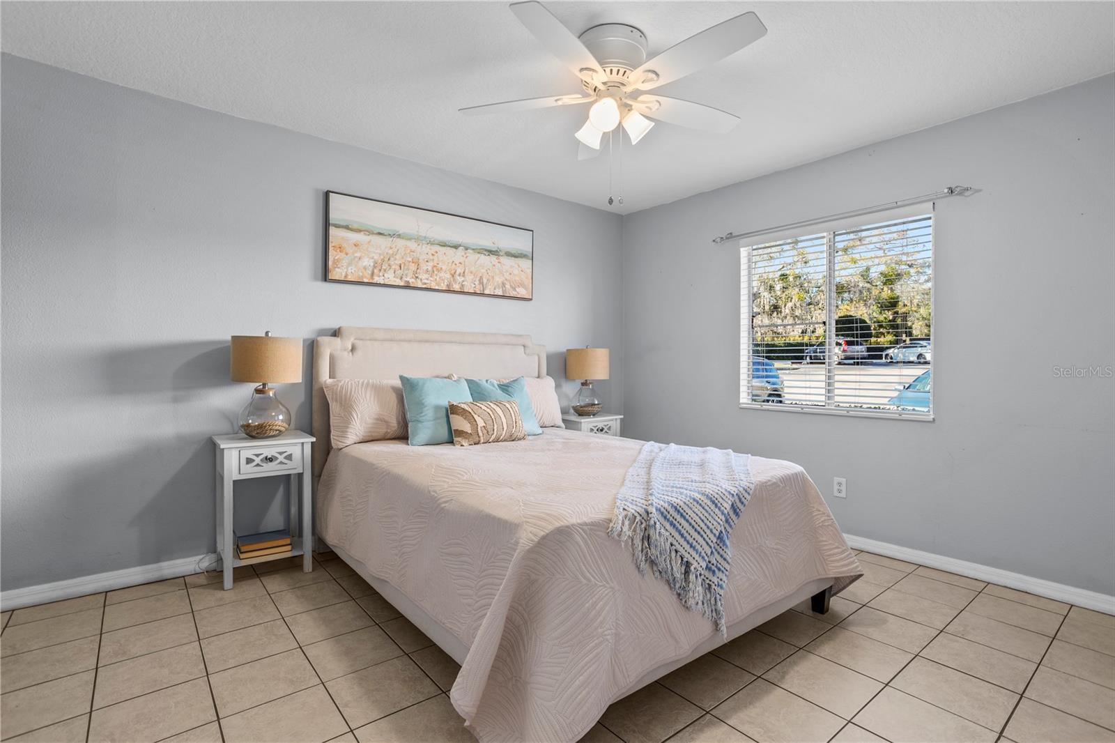 Image 18 of 46 For 145 Pearl Lake Causeway 106