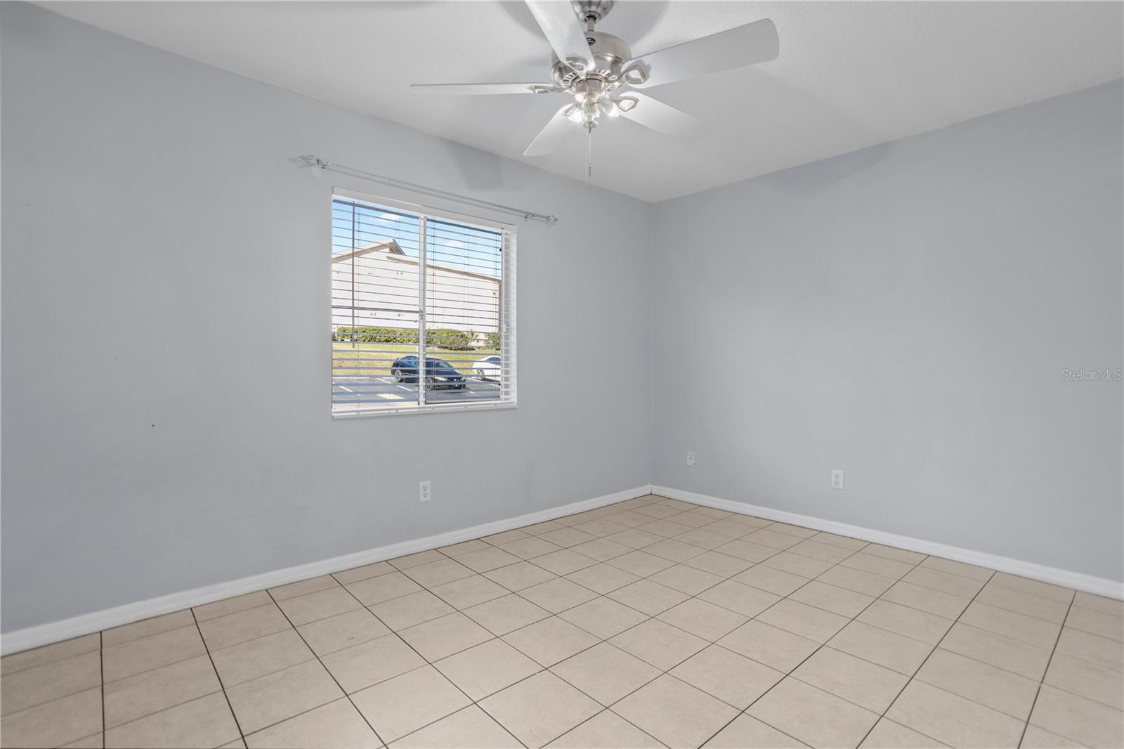 Image 23 of 46 For 145 Pearl Lake Causeway 106