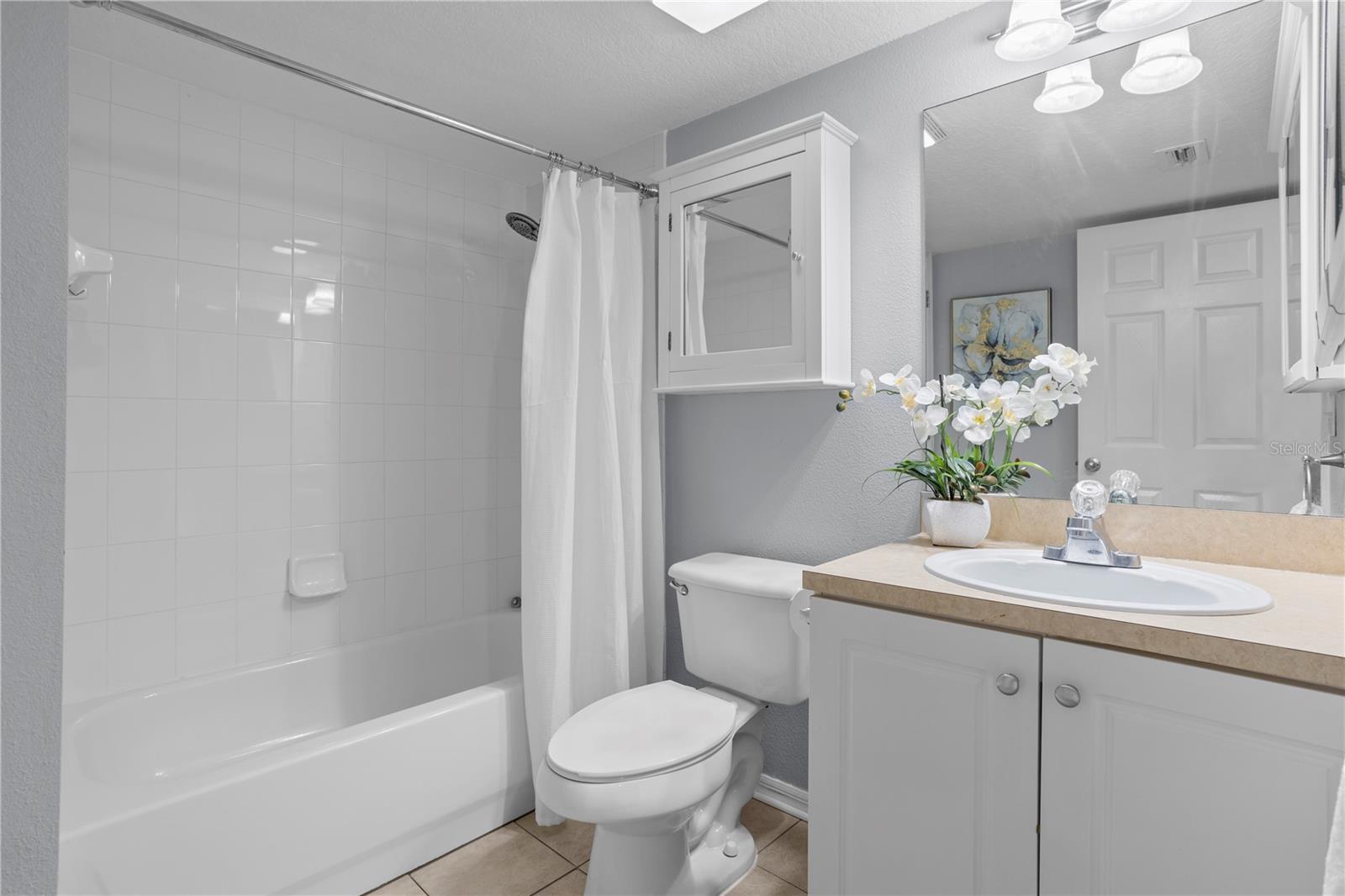 Image 25 of 46 For 145 Pearl Lake Causeway 106