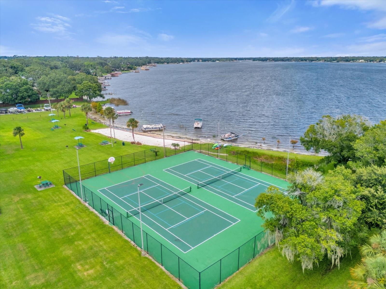 Image 19 of 22 For 5401 Hansel Avenue 2