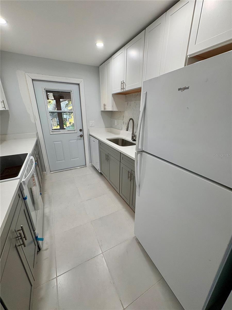 Image 4 of 22 For 5401 Hansel Avenue 2