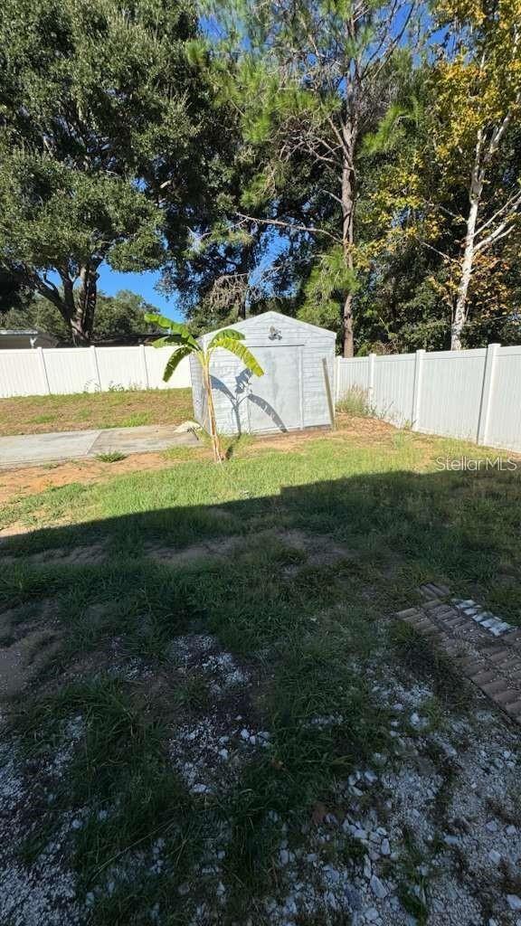 Image 20 of 21 For 545 Oak Drive