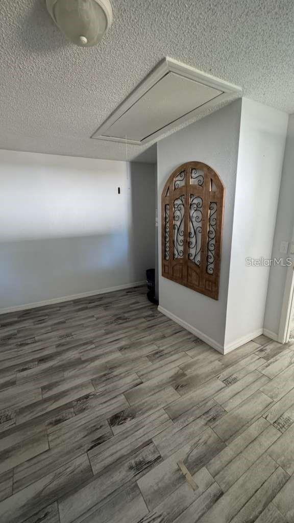 Image 9 of 21 For 545 Oak Drive