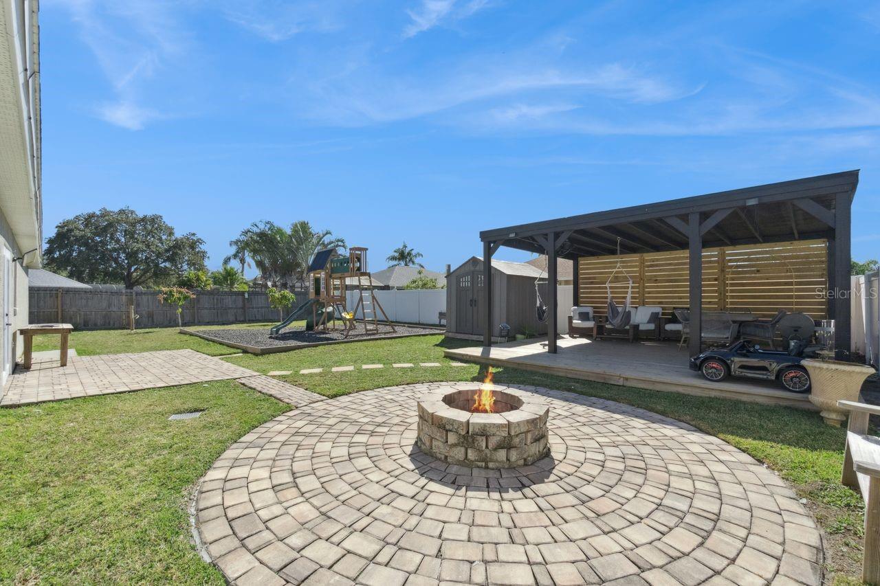 Image 26 of 27 For 3594 Yellow Bird Court