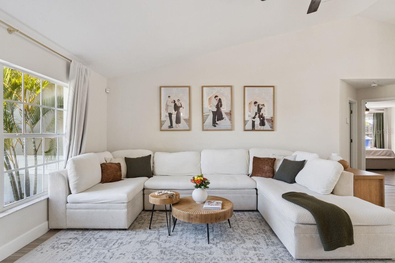 Image 5 of 27 For 3594 Yellow Bird Court