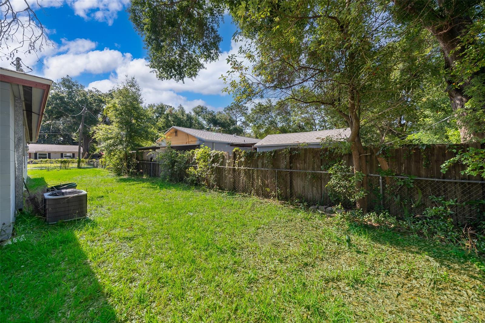 Image 19 of 19 For 828 Ballard Street